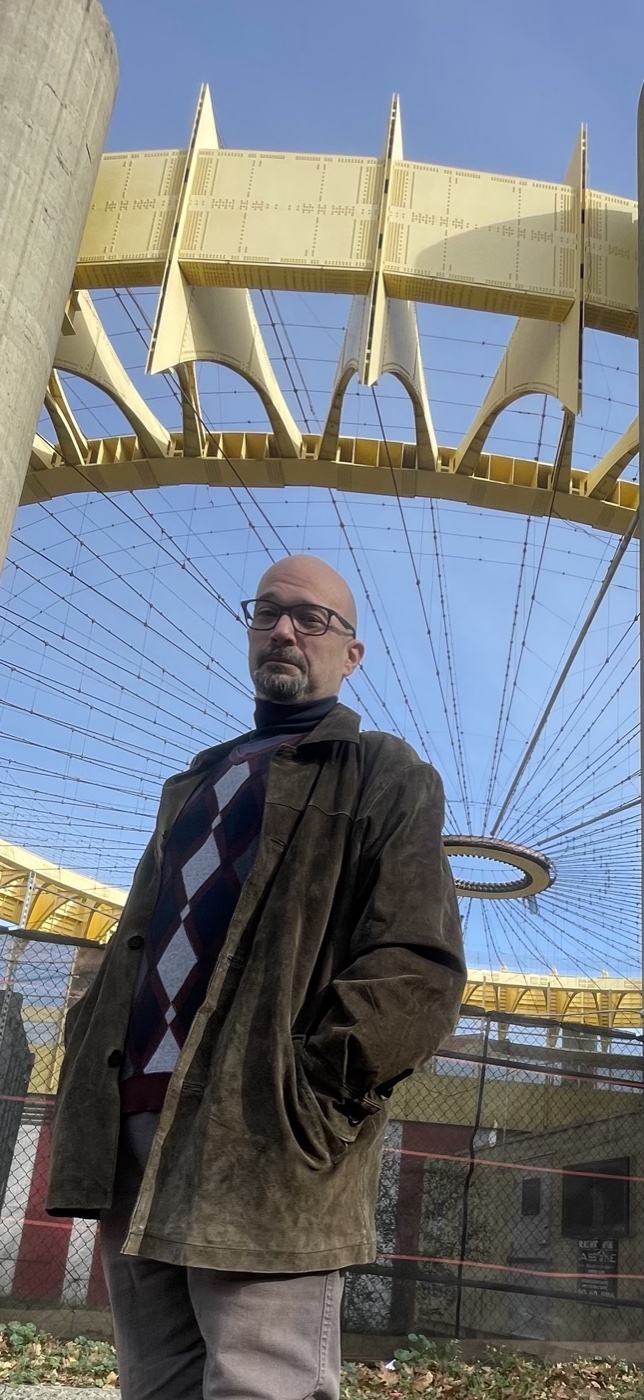VicTorres at the NY State Pavilion