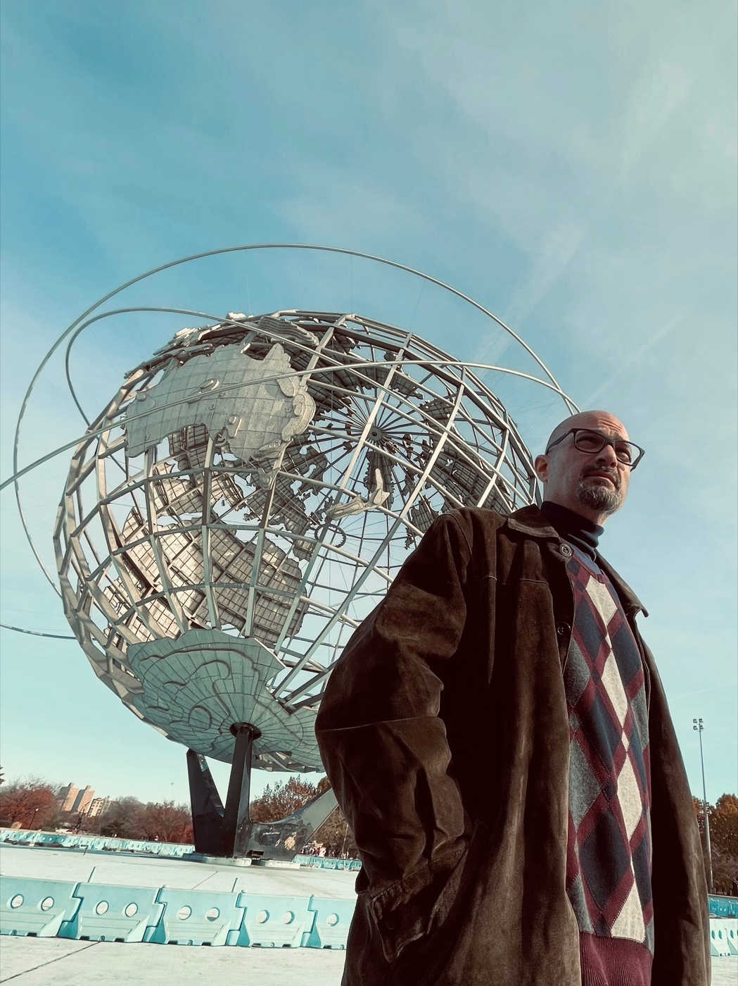 VicTorres at the Unisphere, Flushing Meadows
